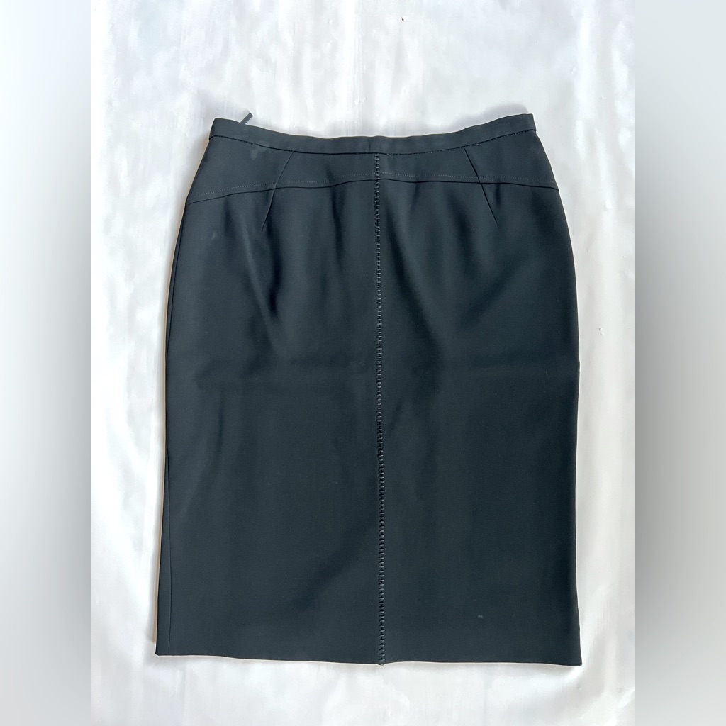 Max Mara Studio Black Pencil Skirt Lined Size Small Elegant Stitches Detailing